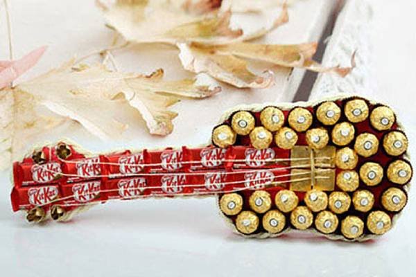 You are currently viewing Birthday Chocolate Bouquets by RAASS Foods, Ahmedabad
